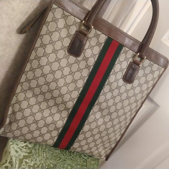 Gucci GG Supreme Monogram Web Tote - Picture 4 of 16